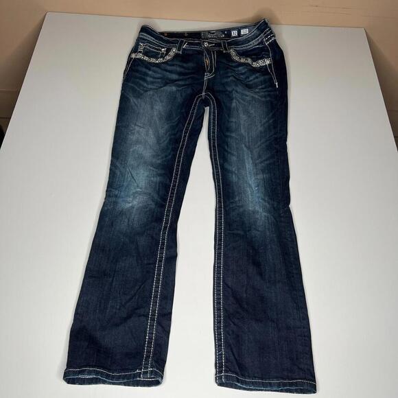 Miss Me Jeans Women’s Size 32 Mid-Rise Cropped Dark Wash Embellished Pocket DK 2 - Picture 11 of 13